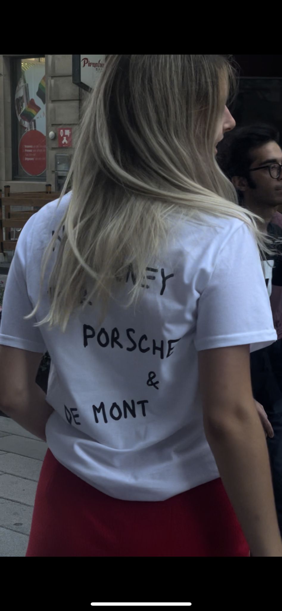 Need Money For Porsche & DE MONT