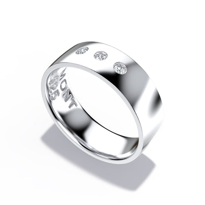 Inspired by a poetic ode to farniente, DOLCE features 3 stones like ellipses, a tribute to slowness, pleasure, and elegant pause. Made in Montreal in solid white gold (10k,14k,18k) and vermeil 24k.