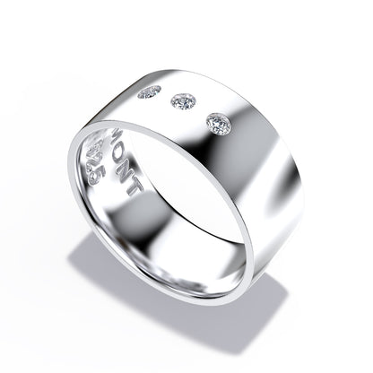 Inspired by a poetic ode to farniente, DOLCE features 3 stones like ellipses, a tribute to slowness, pleasure, and elegant pause. Made in Montreal in solid white gold (10k,14k,18k) and vermeil 24k.